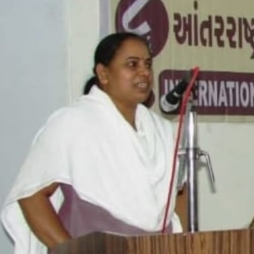Smita Pandya logo